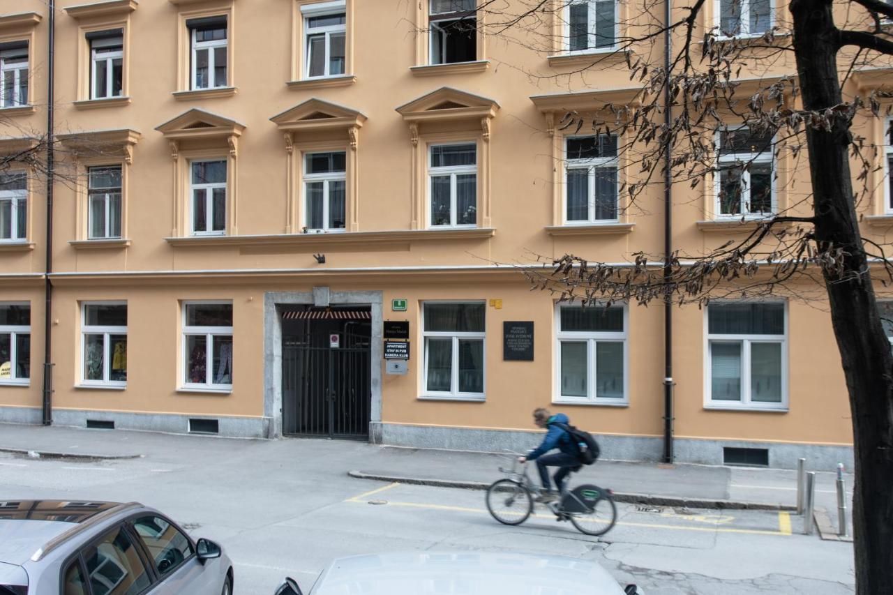 Stay In Pub Kamera Klub Apatment-City Center Λιουμπλιάνα Εξωτερικό φωτογραφία