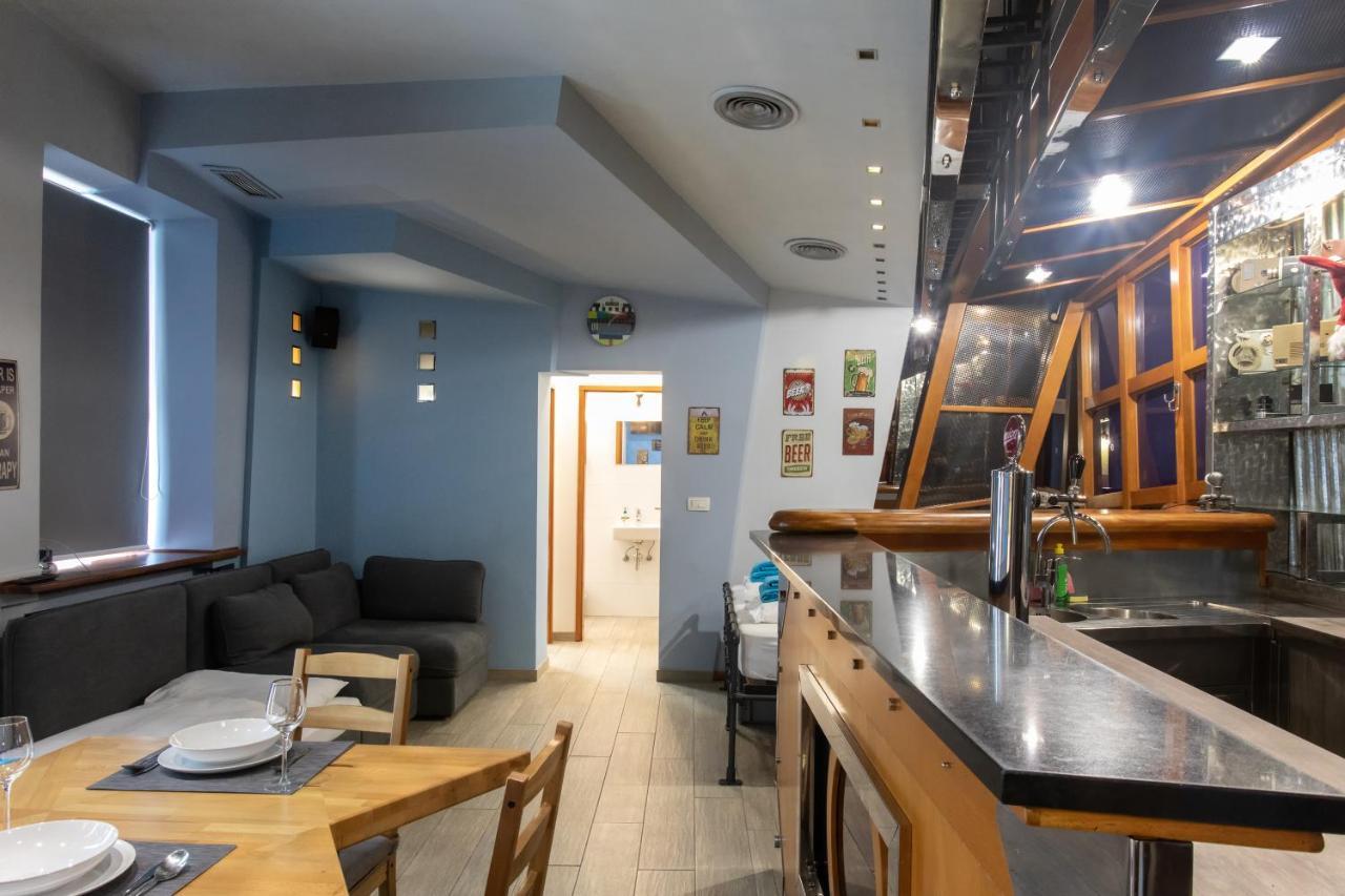 Stay In Pub Kamera Klub Apatment-City Center Λιουμπλιάνα Εξωτερικό φωτογραφία