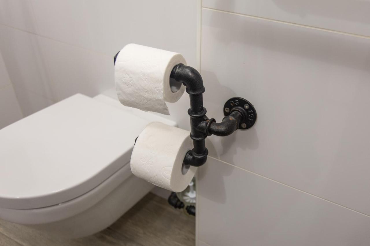 Stay In Pub Kamera Klub Apatment-City Center Λιουμπλιάνα Εξωτερικό φωτογραφία
