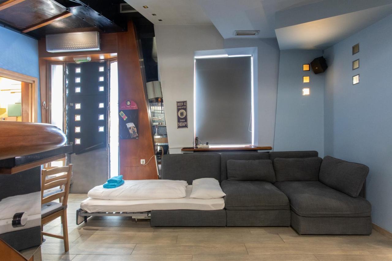 Stay In Pub Kamera Klub Apatment-City Center Λιουμπλιάνα Εξωτερικό φωτογραφία