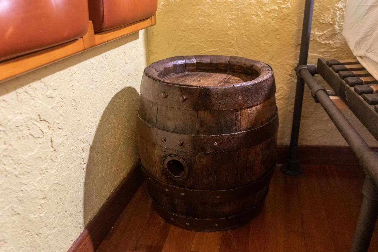 Stay In Pub Kamera Klub Apatment-City Center Λιουμπλιάνα Εξωτερικό φωτογραφία
