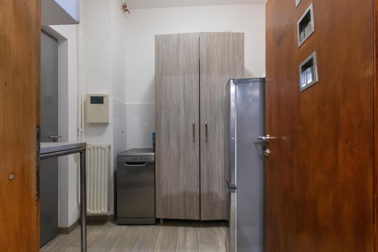Stay In Pub Kamera Klub Apatment-City Center Λιουμπλιάνα Εξωτερικό φωτογραφία