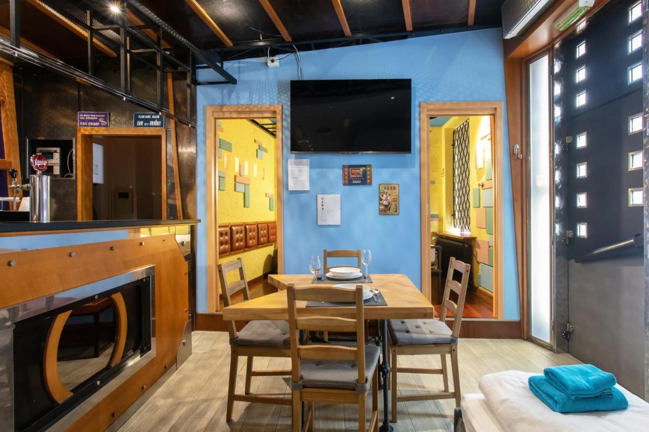 Stay In Pub Kamera Klub Apatment-City Center Λιουμπλιάνα Εξωτερικό φωτογραφία