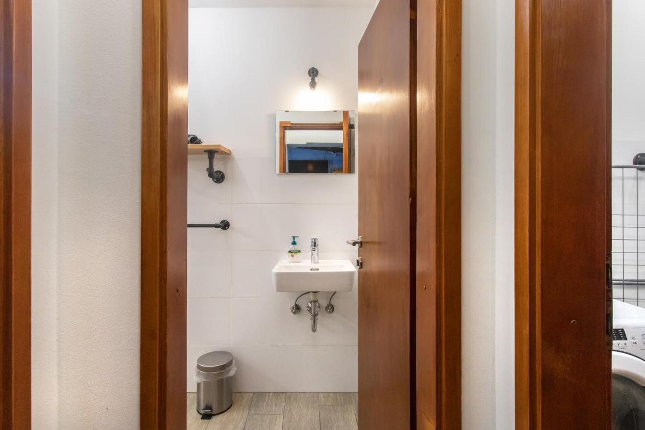 Stay In Pub Kamera Klub Apatment-City Center Λιουμπλιάνα Εξωτερικό φωτογραφία